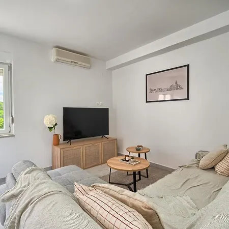 Apartment Adriatic Retreat Meje, 4 Min Walk To The *