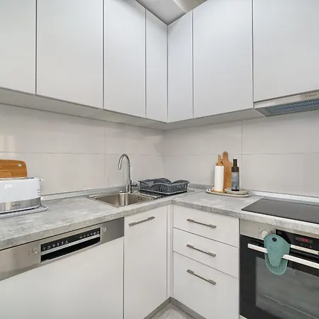 Apartment Adriatic Retreat Meje, 4 Min Walk To The Split